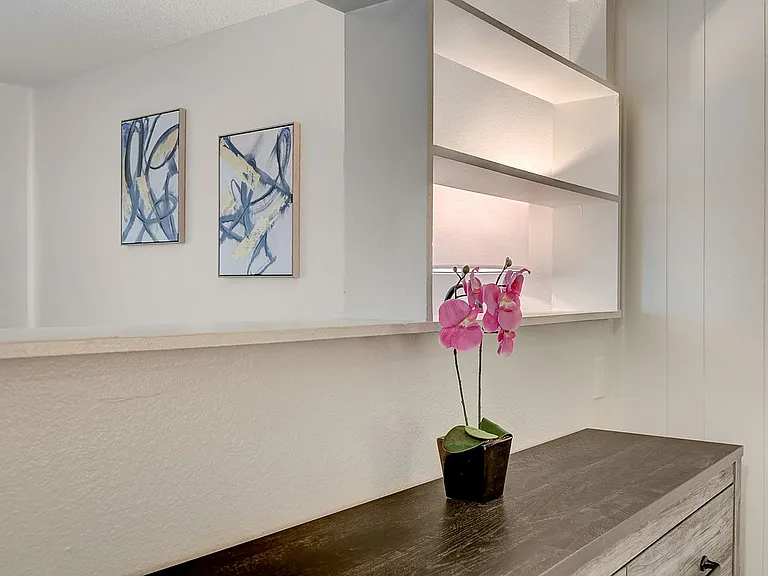 4050_Palos Verdes St_model-26