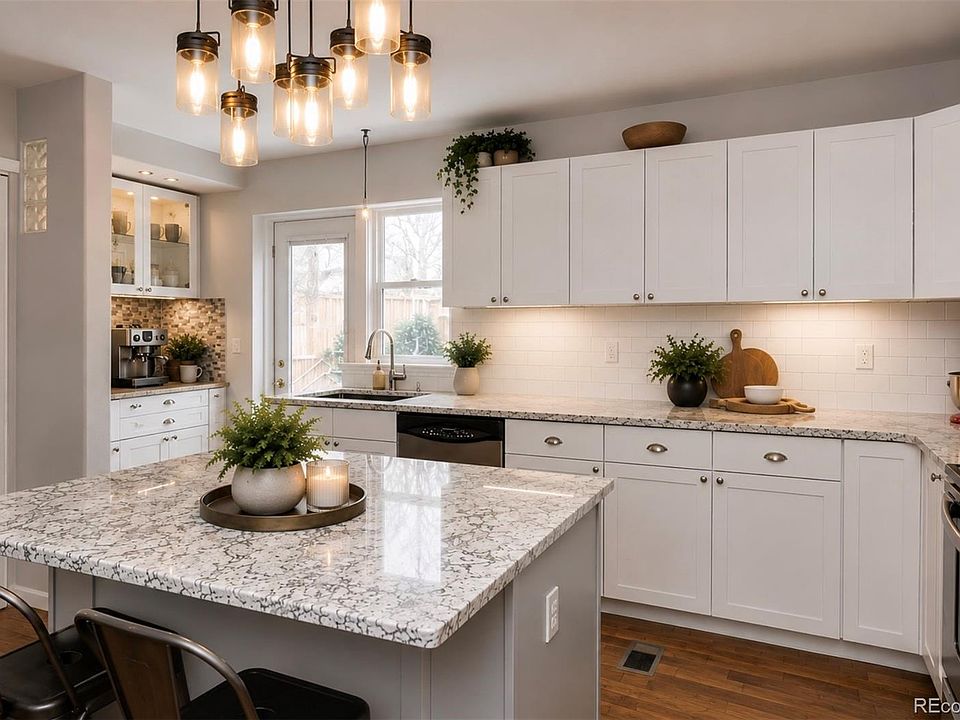 1st image of 722 E 18th Avenue