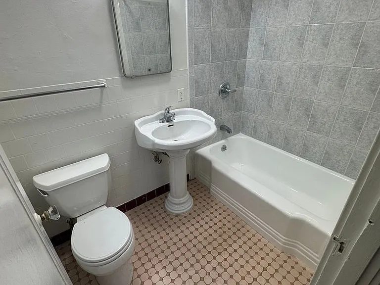 1870 Washington St. — Photo 3