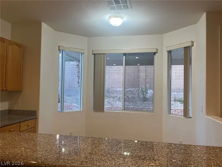 3889 Palm Island Ct — Photo 10