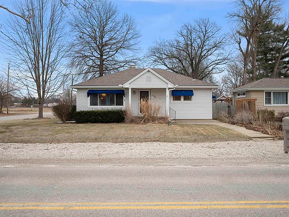 2nd image of 806 N Swords Ave