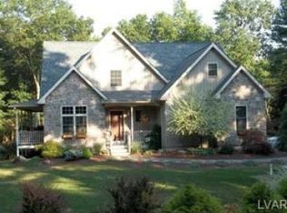 2398 Wigwam Park Rd, Stroudsburg, PA 18360