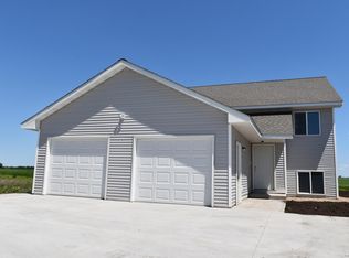 130 Erin Ct #A, Nicollet, MN 56074
