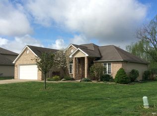 8273 Crimson Ct, Terre Haute, IN 47802