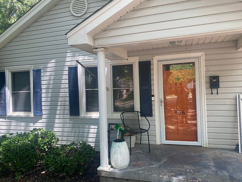 1st image of 836 Macarthur St