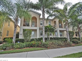 8228 Josefa Way, Naples, FL 34114