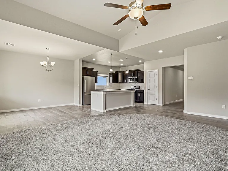 14740 Mike A Mendoza Ave — Photo 24