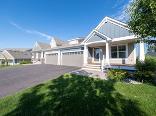 1419 Palisade Path, Woodbury, MN 55129