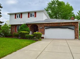 1357 104th St, Niagara Falls, NY 14304