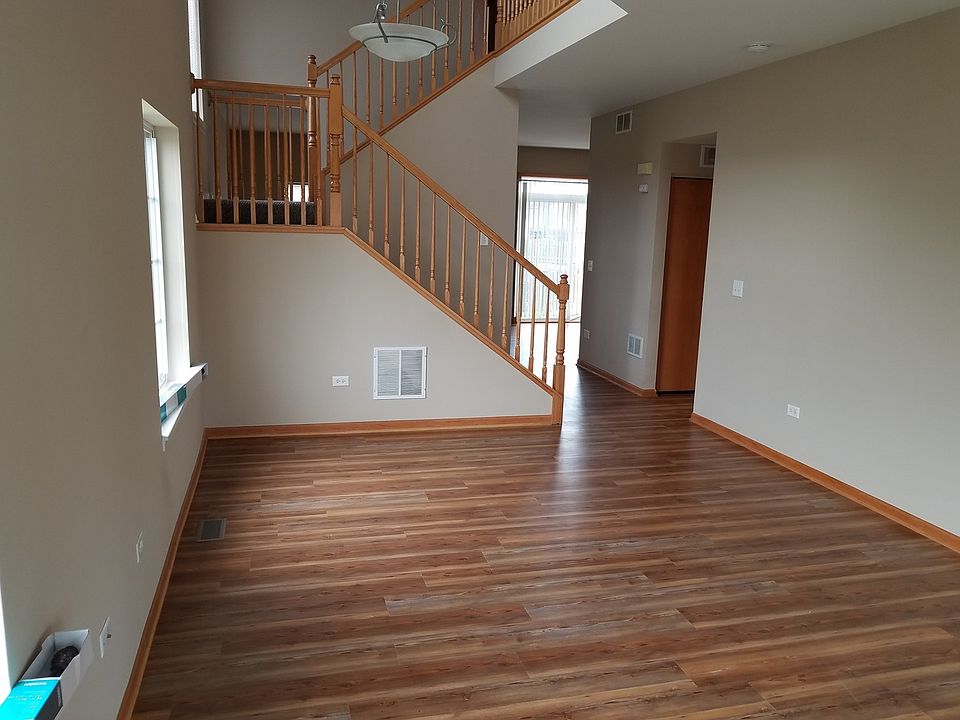 1203 Burns Ln Minooka, IL, 60447 Apartments for Rent Zillow