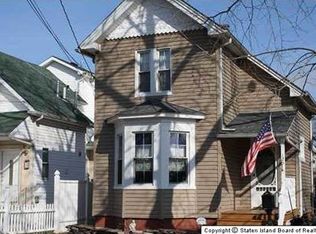 125 Simonson Ave, Staten Island, NY 10303