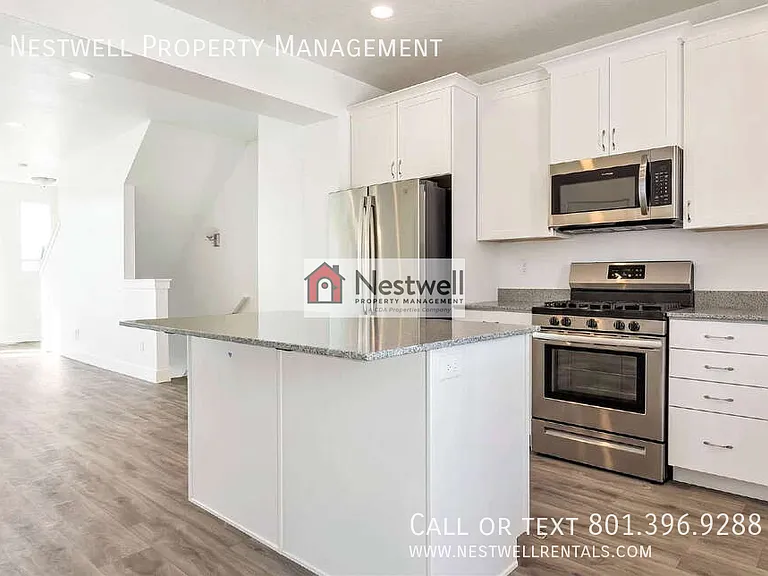 7946 S 5440 W — Photo 3