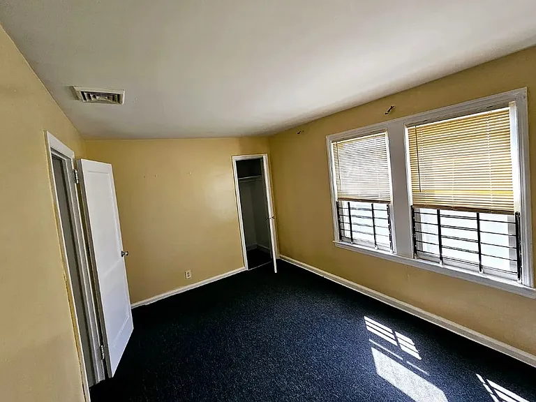 35 Farley Ave #3A — Photo 10