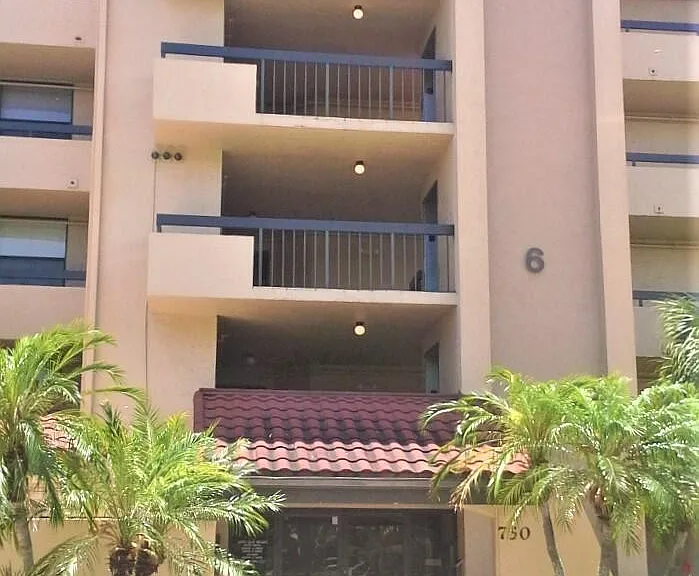 750 Egret Cir #6404 — Photo 1
