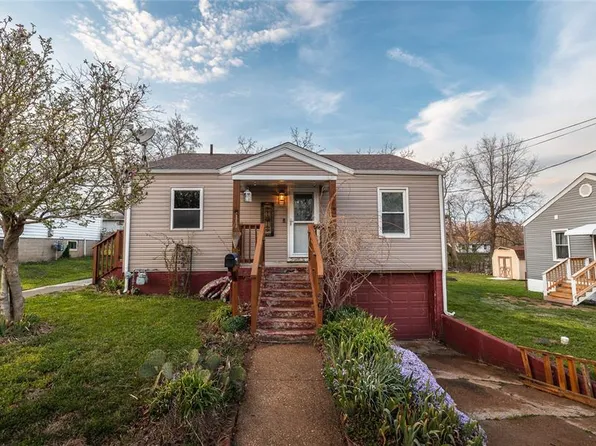 709 E 6th St, Rolla, MO 65401