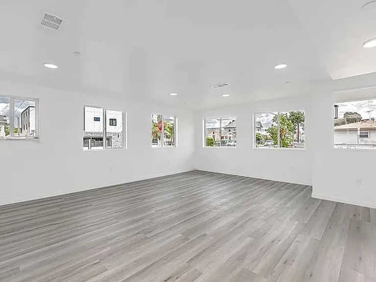 3653 Halldale Ave — Photo 3