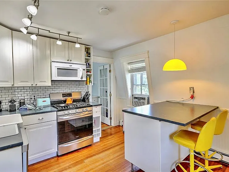 61 Chapin Ave #3 — Photo 13