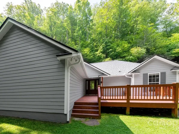 178 Susanna Cove Rd, Mars Hill, NC 28754