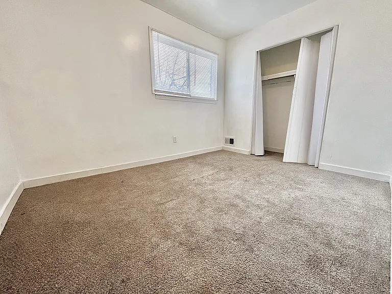 17381 Charest Ave — Photo 19
