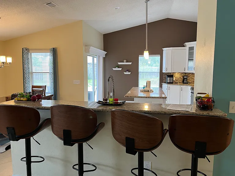 629 Batten Blvd — Photo 6