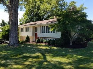 1319 Rolling Meadow Rd, Pittsburgh, PA 15241