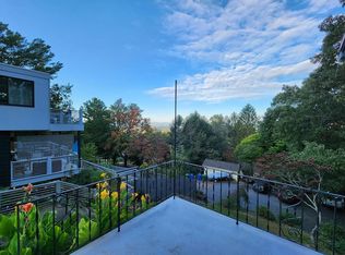 100 Sunset Dr, Asheville, NC 28801