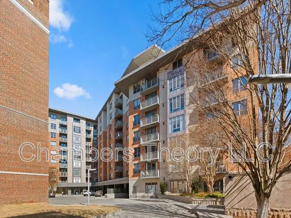 3883 Connecticut Ave NW APT 403, Washington, DC 20008