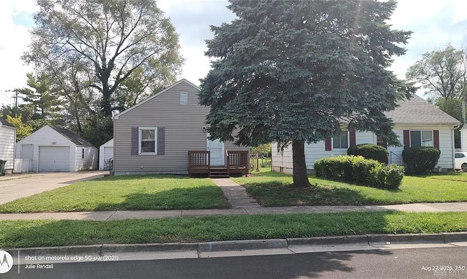 340 Mann Ave