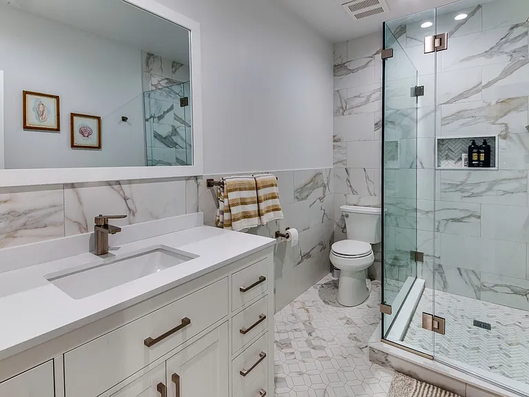 173 Northside Dr — Photo 36
