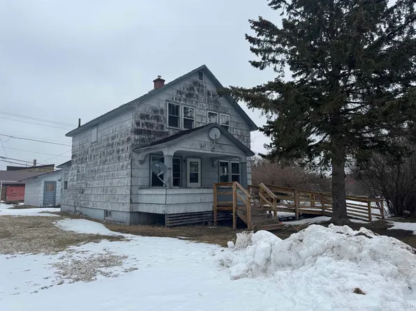 221 Berkshire Ave, Caspian, MI 49915