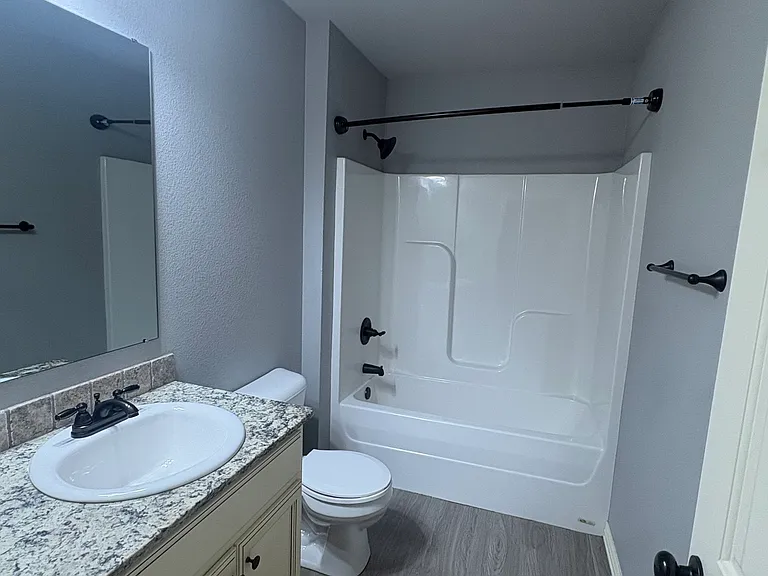 1103B Springhill Rd #B — Photo 7