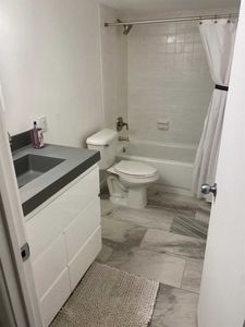 2401 Packard St, Ann Arbor, MI, 48104