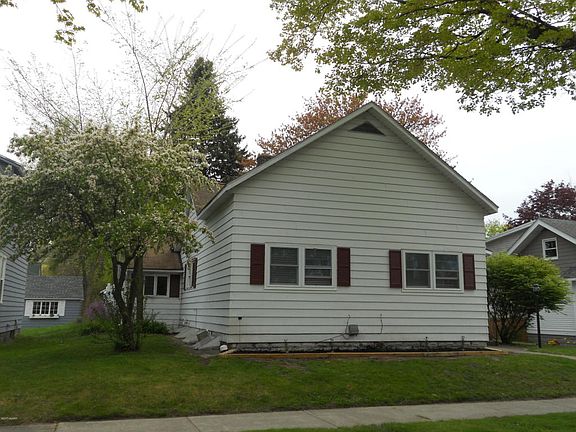 3rd image of 406 E Filer St