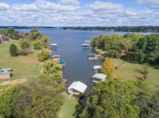 303 Louviers Ln, Old Hickory, TN 37138