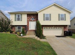 3427 Queensbury Rd, Clarksville, TN 37042