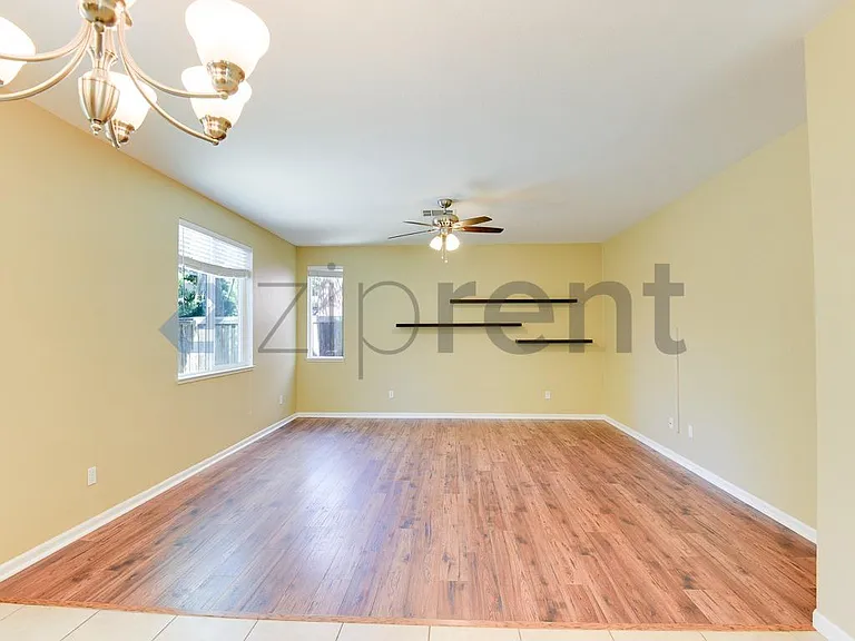 8018 Finchley Ct — Photo 14