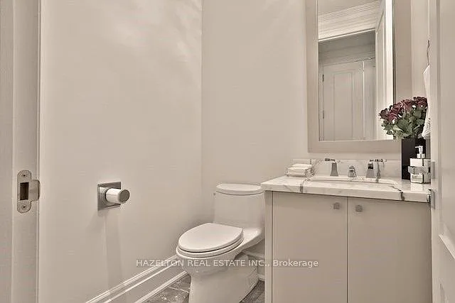 55 Scollard St #705 — Photo 14