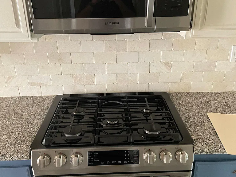 9456 Friendly Woods Ln — Photo 3