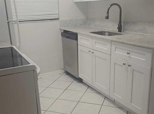 4111 Stirling Rd, Davie, FL 33314