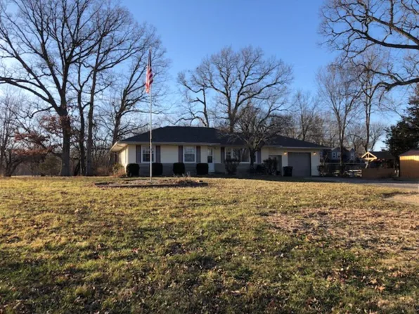 14297 Cooks Mills Rd, Humboldt, IL 61931