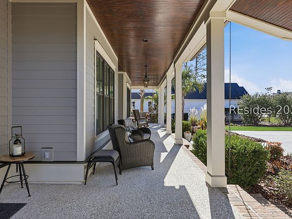 5th image of 20 Fishdancer Ct