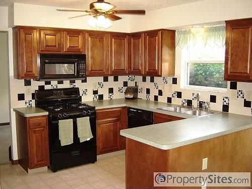 3rd image of 6576 Delburn Ct
