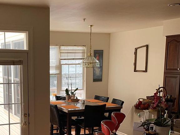 4th image of 67 Calabash Ct