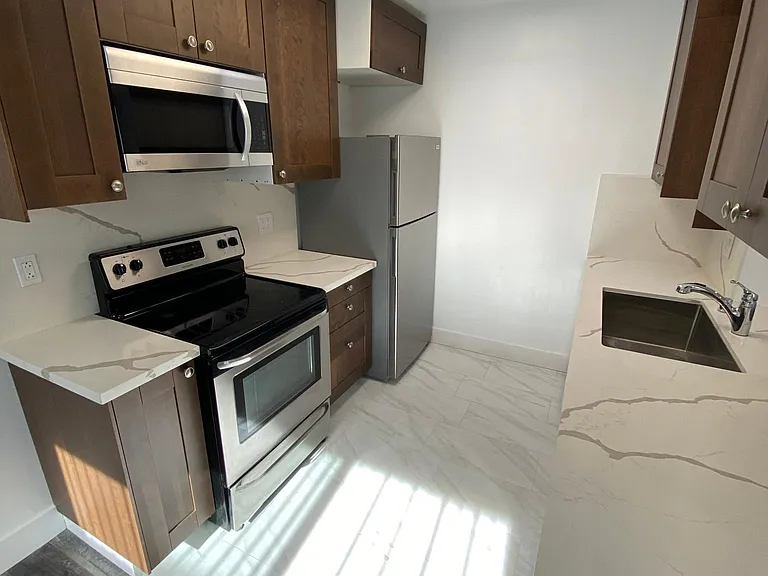11956 Kiowa Ave #9 — Photo 17