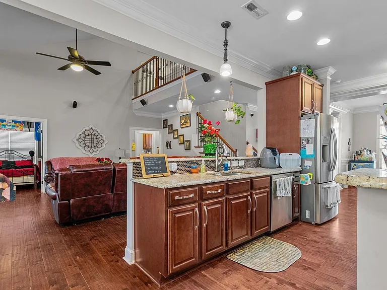 3712 Linton Ct — Photo 10