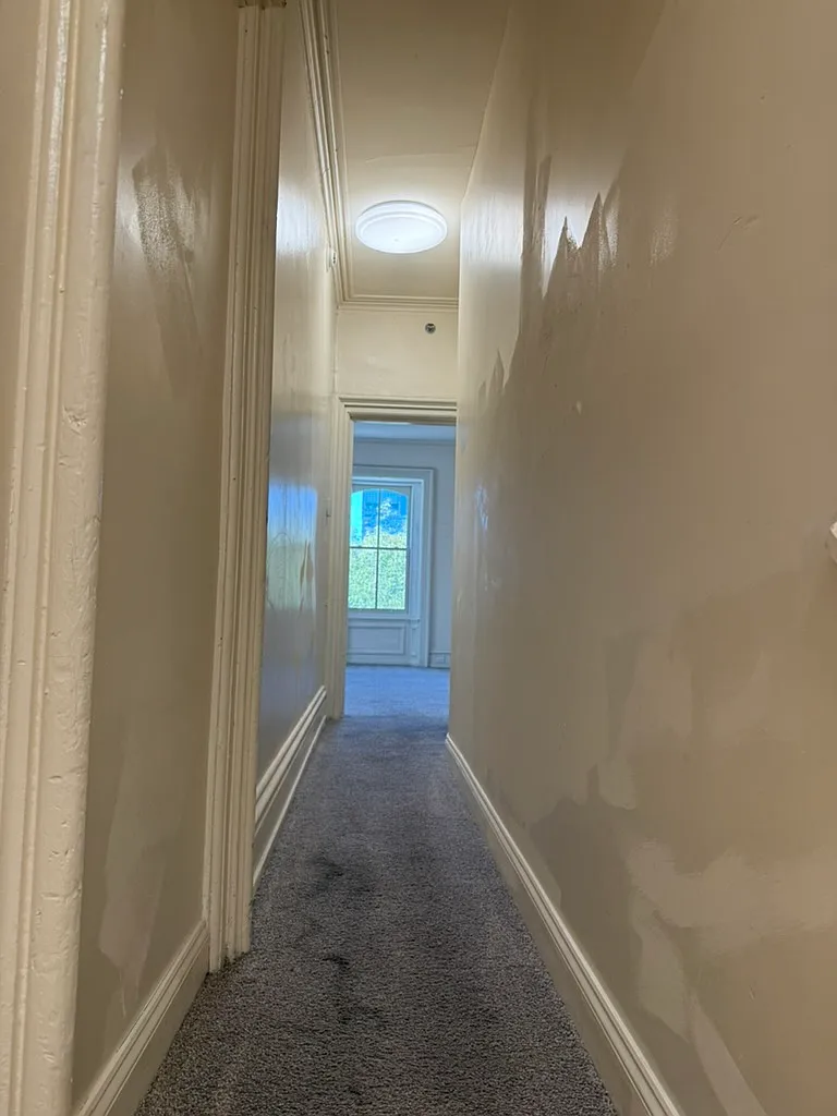 3 bed, $2,385 — Photo 4