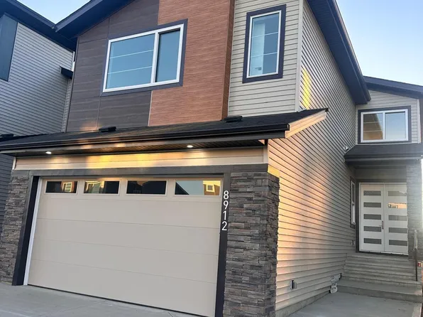 8912 Mayday Ln SW, Edmonton, AB T6X 2L3