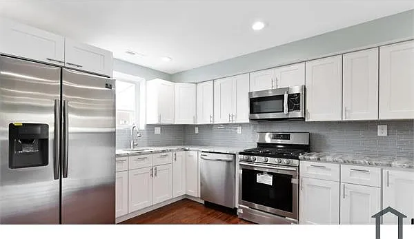 4045 Saint Monica Dr — Photo 5
