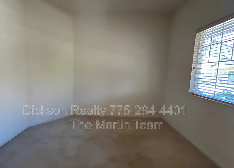 5776 Golden Eagle Dr — Photo 10