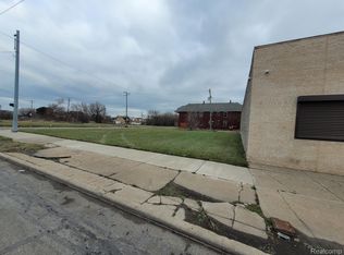 8840 Van Dyke St, Detroit, MI 48213